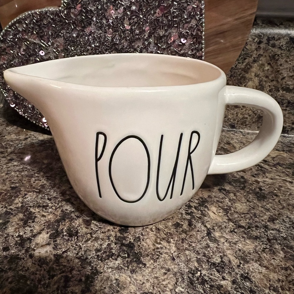 Rae Dunn “Pour”